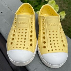 Native Toddler Shoes - yellow / size 8